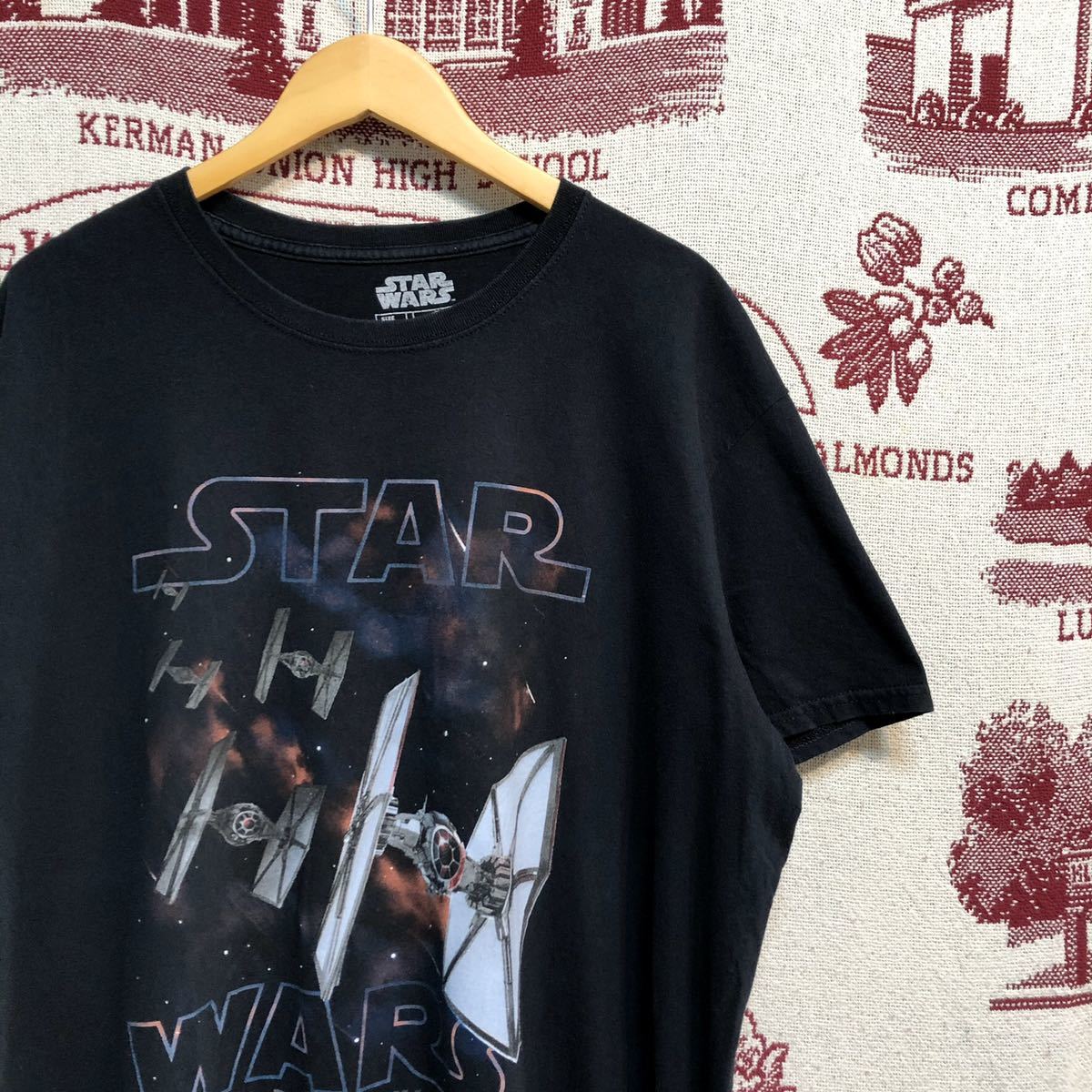 アメリカ古着　スターウォーズ　TIE-ファイター　STAR WARS ムービーT ビックシルエット　オーバーサイズ　ゆるだぼ　ビックプリント