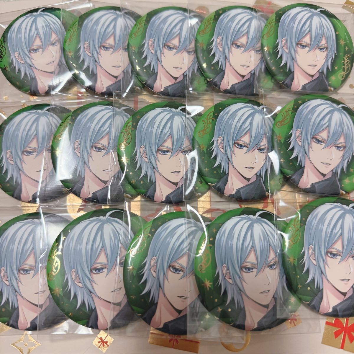 【ツイステ】シルバー ブレイジングジュエル 缶バッジ ポップアップ ツイステ展 ツイステ ツイステ展 ポップアップ ブレイジングジュエル 缶