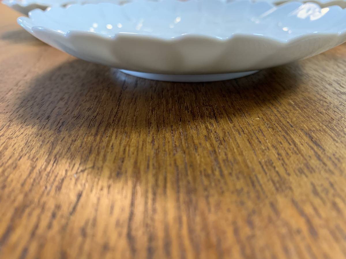 新品未使用】デッドストック ヴィンテージ 香蘭社 白磁 花弁模様 新品未使用】デッドストック ヴィンテージ 香蘭社 白磁 花弁模様