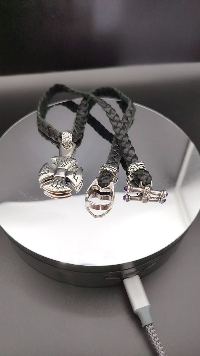 bill wall leather◎b.w.l◎ネックレス◎SILVER925◎ビルウォールレザー アイアンクロス シルバー925