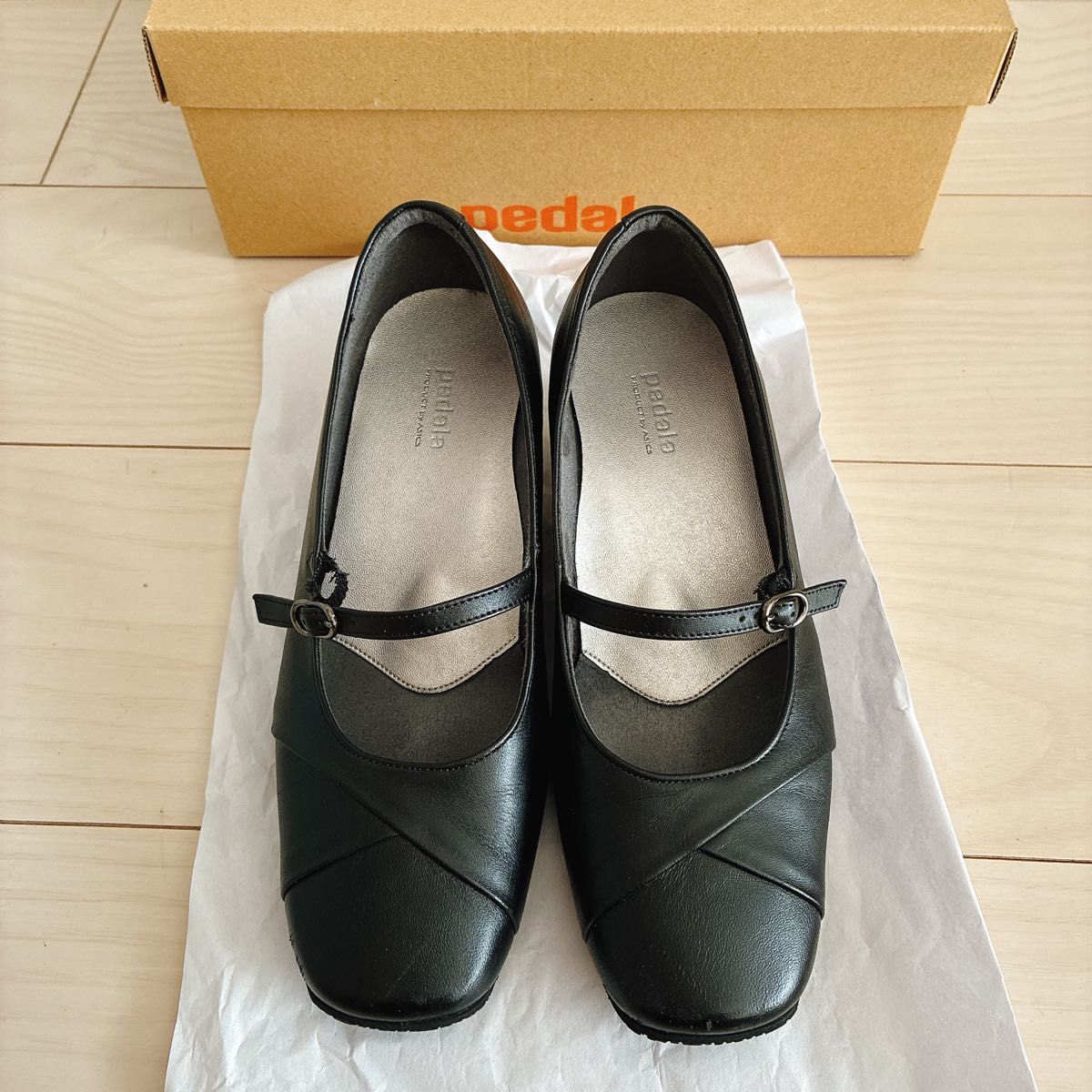 ◆新品◆ 【ペダラ】 アシックス 本革ストラップパンプス 22cm EE アシックス ペダラ ストラップ付きパンプス 22cm|Yahoo!フリマ