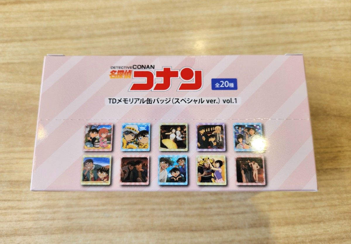 名探偵コナン コナンランド メモリアル缶バッジ BOX コンプリート 名探偵コナン コナンランド メモリアル缶バッジ BOX