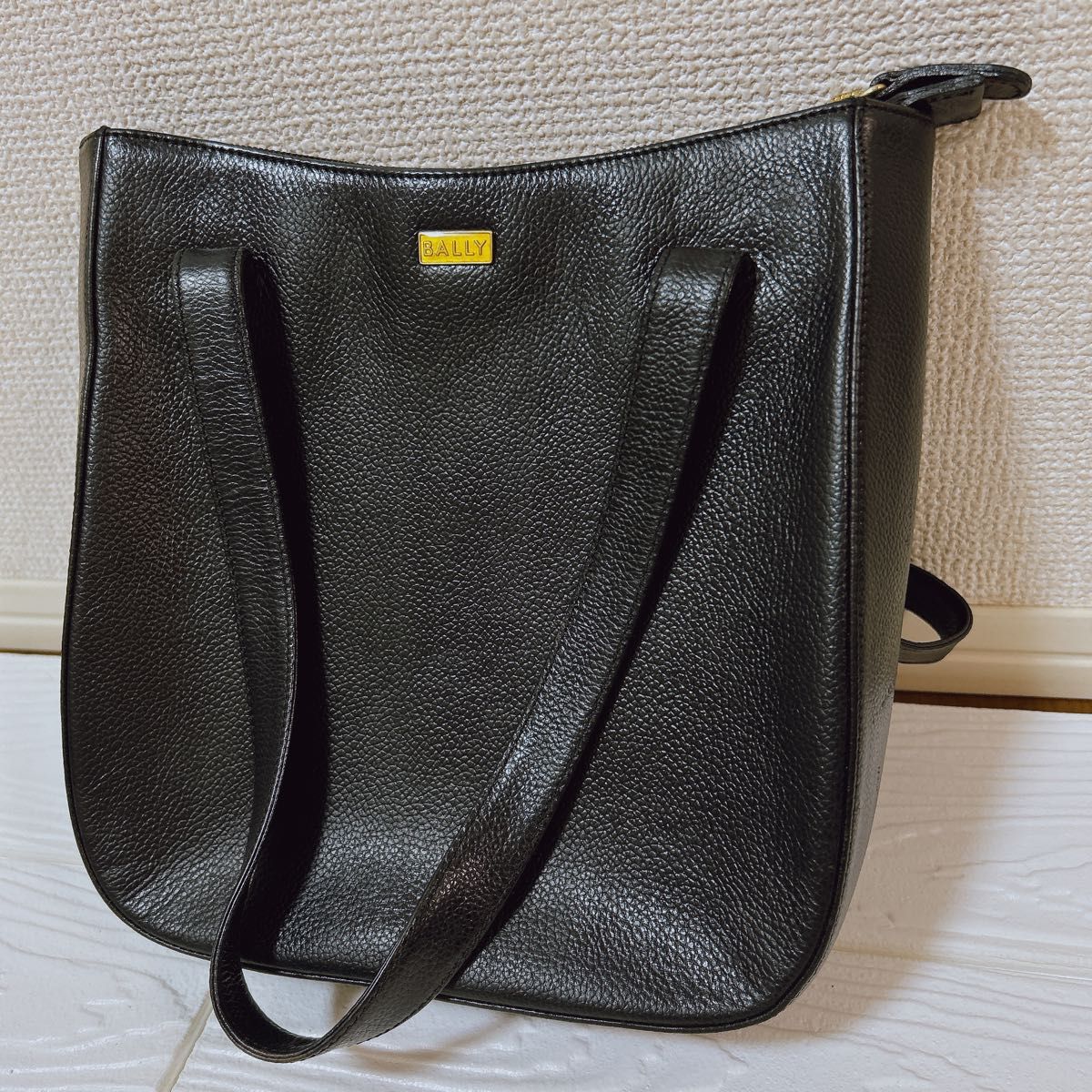 VIP価格★BALLY_レザーハンドバッグ BALLY バリー ハンドバッグ ミニバッグ レザー ロゴ ブラック 黒
