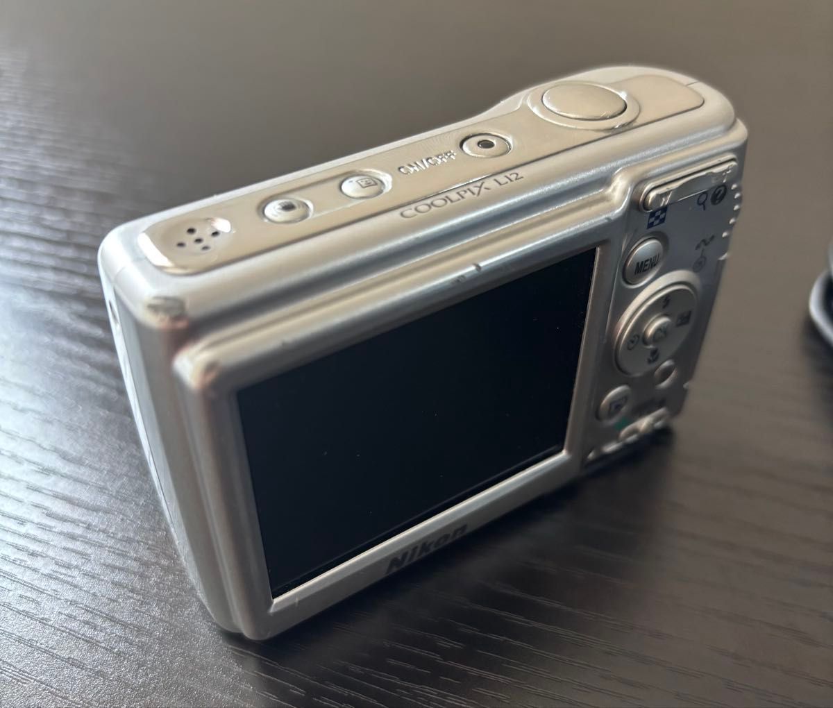 Nikon ニコン coolpix L12 【動作品・スマホへ転送特典無料有り】 Nikon デジカメ COOLPIX L12 コンパクトデジタルカメラ 単三電池