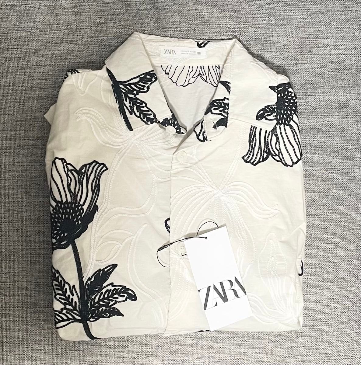 ★ドイツ発*ZARA*新作*コントラストモノグラム刺繍Tシャツ/EC★ 新品未使用品】ZARA ザラ コントラスト刺繍シャツ S|Yahoo