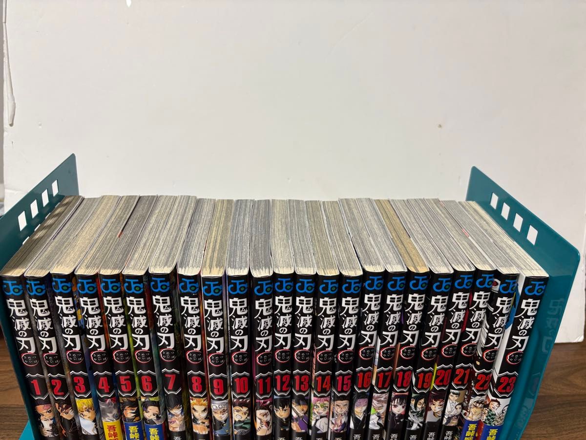 鬼滅の刃 1〜23巻 全巻初版 初版帯 ジャンパラ 関連本4冊 鬼滅の刃 23巻 全巻セット 4冊 初版帯付き|Yahoo!フリマ(旧