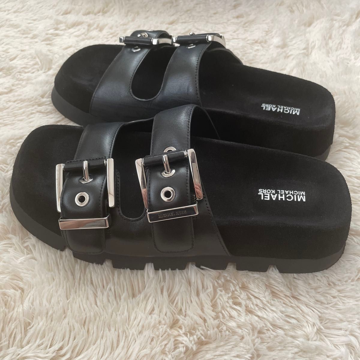 Michael Kors 25SS サンダル・ミュール ブラック系 サンダル 黒 レザー マイケルコース US7サイズ|Yahoo!フリマ