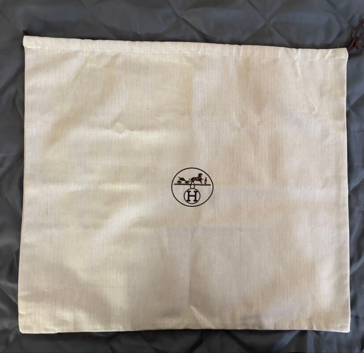 4枚まとめ売り エルメス 巾着 保存袋(32x31.5cm) 正規品 HERMES エルメス ヘリンボーン 保存袋 巾着袋 巾着 布袋 袋 48