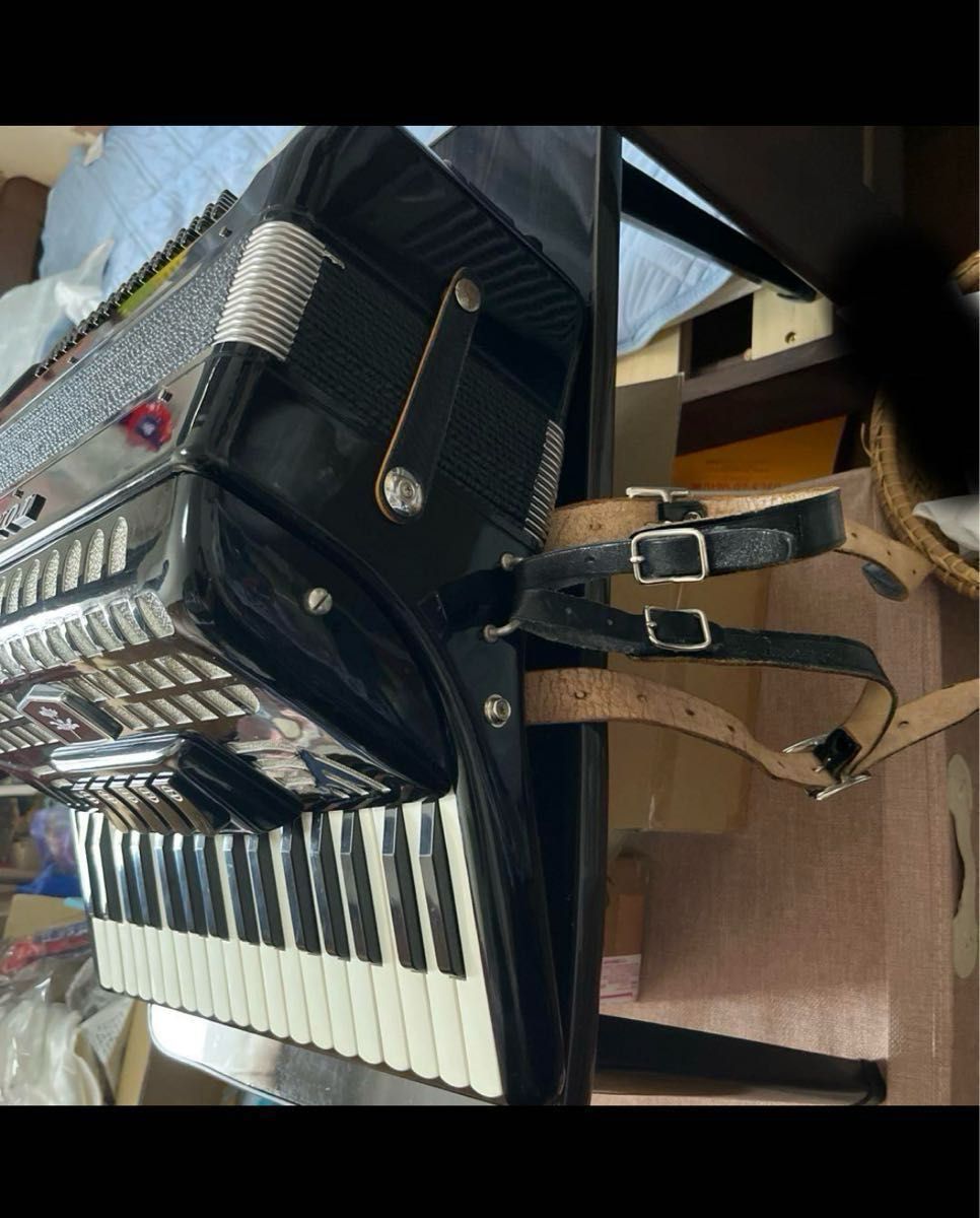 TOMBO No.65 アコーディオン 80ベース ハードケース付属 34鍵盤 TOMBO No 65 アコーディオン 80ベース ハードケース付属 34鍵盤