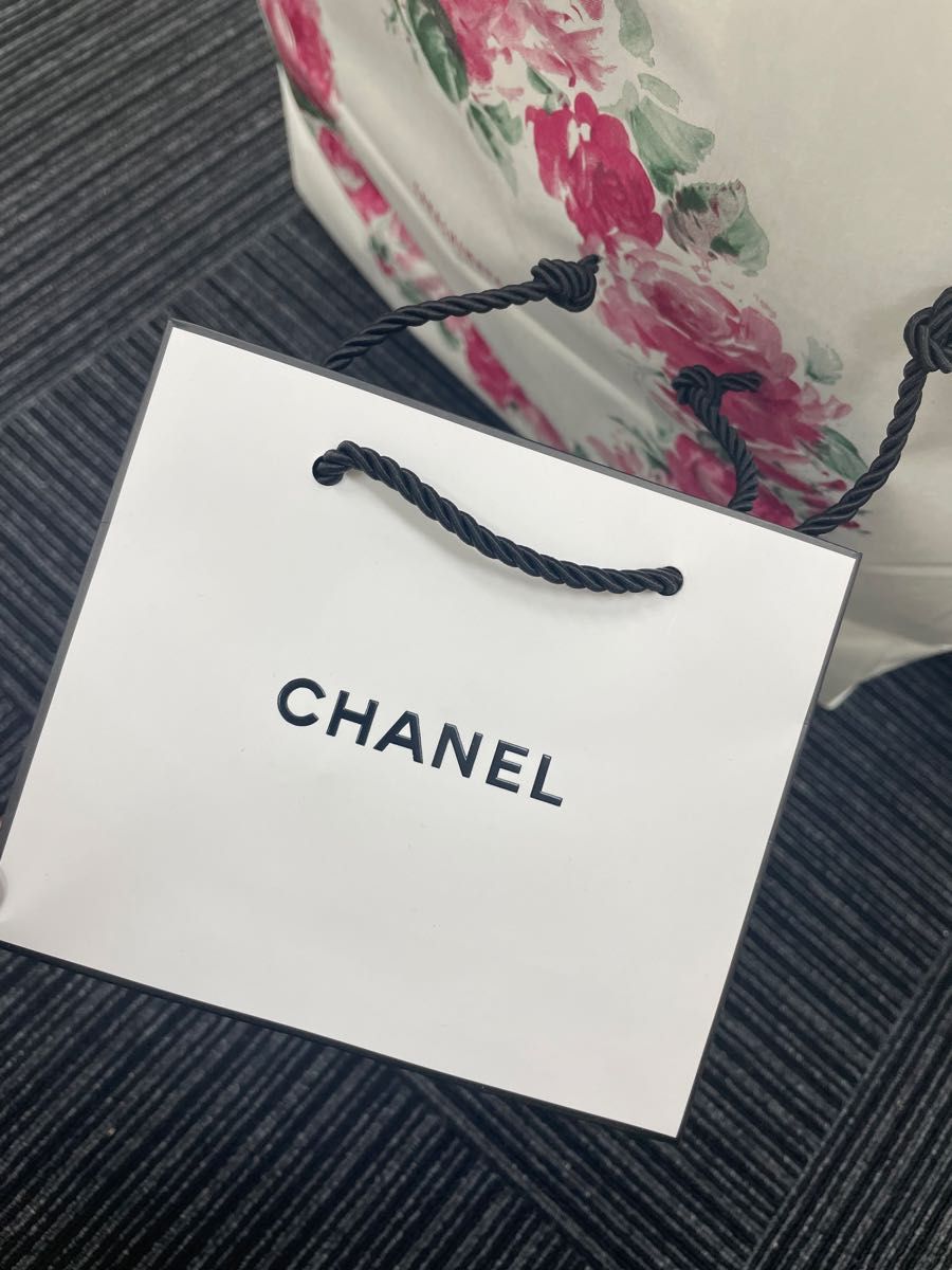 今日だけセール CHANEL シャネル ショッパー 紙袋 小サイズ 300枚 CHANEL シャネル ショッパー 紙袋 ショップ袋 小サイズ 300枚