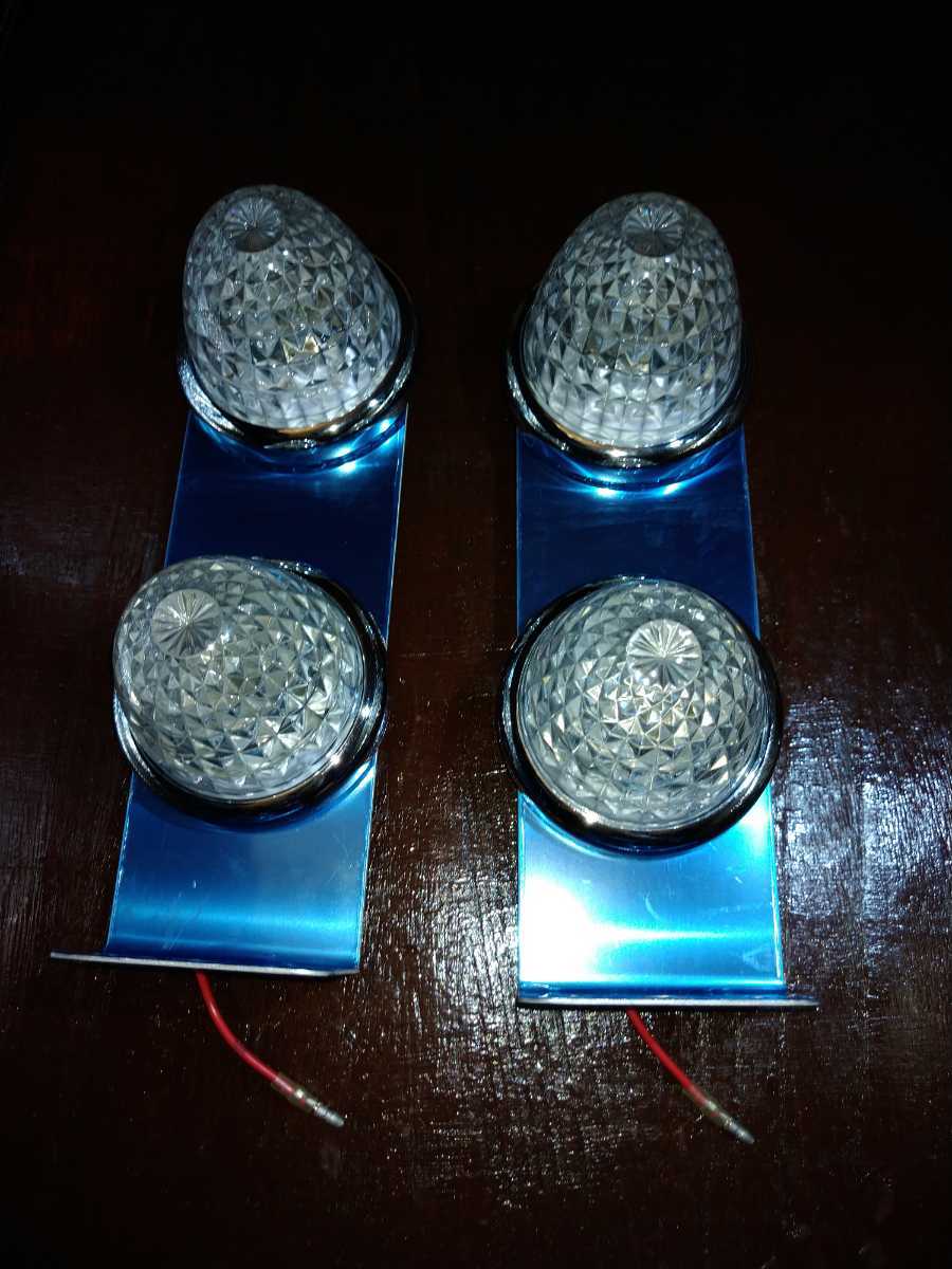 荷台用LED白色2段マーカーランプ＆ステンレスステー付24V車用の2個セット_画像6