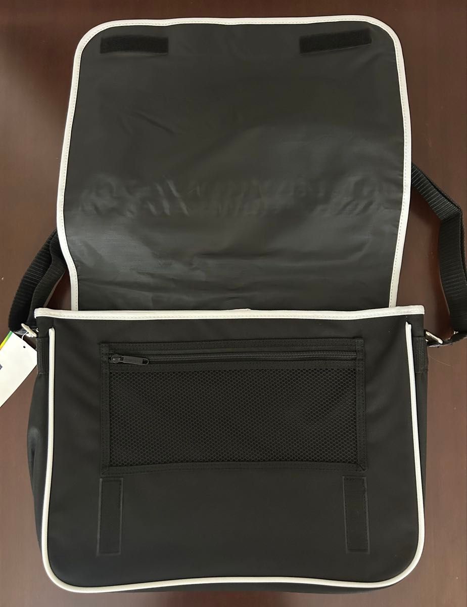 非売品★レア★新品タグ付き★AEROSMITH エアロスミス ショルダー バッグ 新品タグ付き 非売品 レア AEROSMITH エアロスミス ショルダー