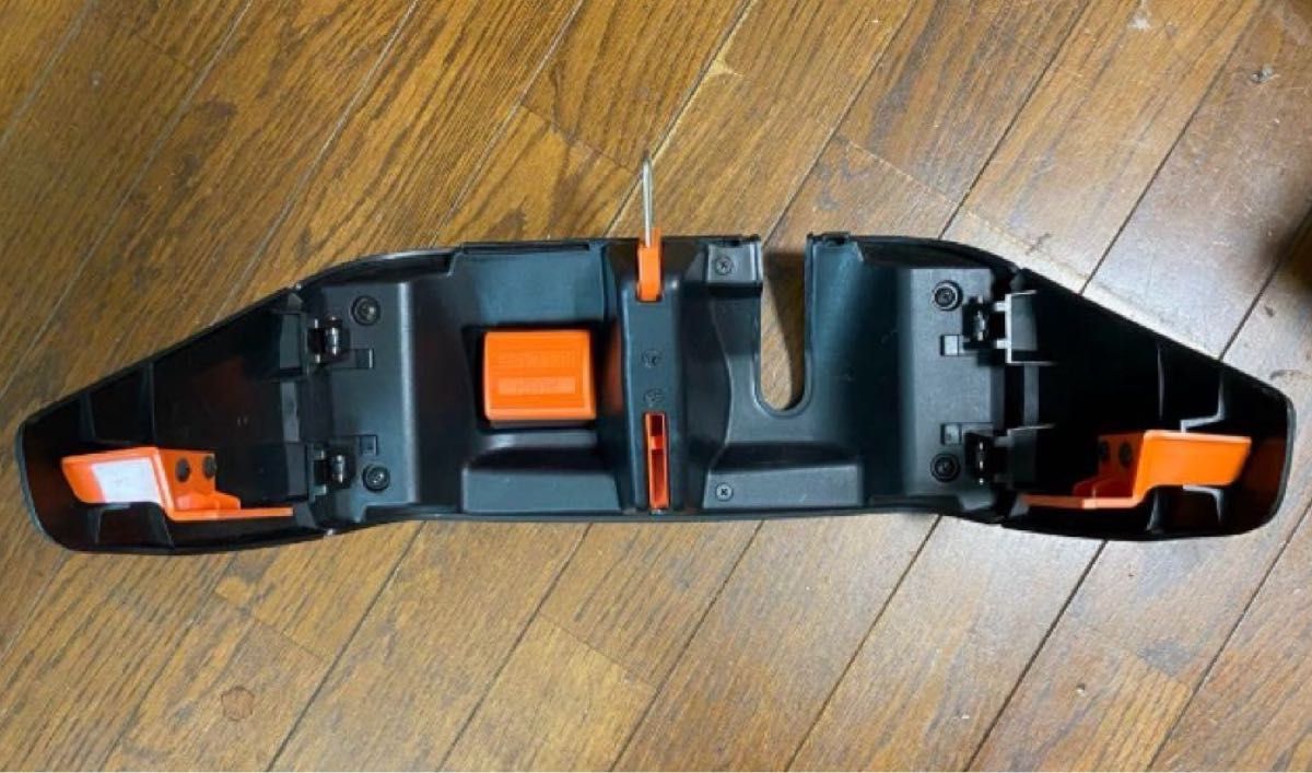 Nissan リーフ ZE1 ゼロエミッション充電ポートカバー 日産純正リーフ AZE0 ZE0専用 充電ポートカバー|Yahoo!フリマ