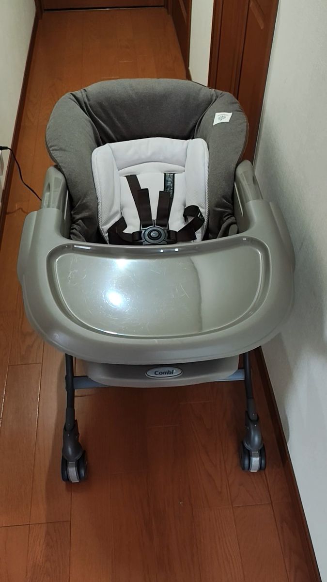 【combi】ネムリラAT 電動ハイローチェア