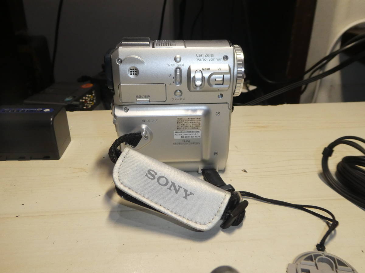 SONY DCR-PC105 miniDVHANDYCAM ビデオカメラ 動作良好 ダビングセット