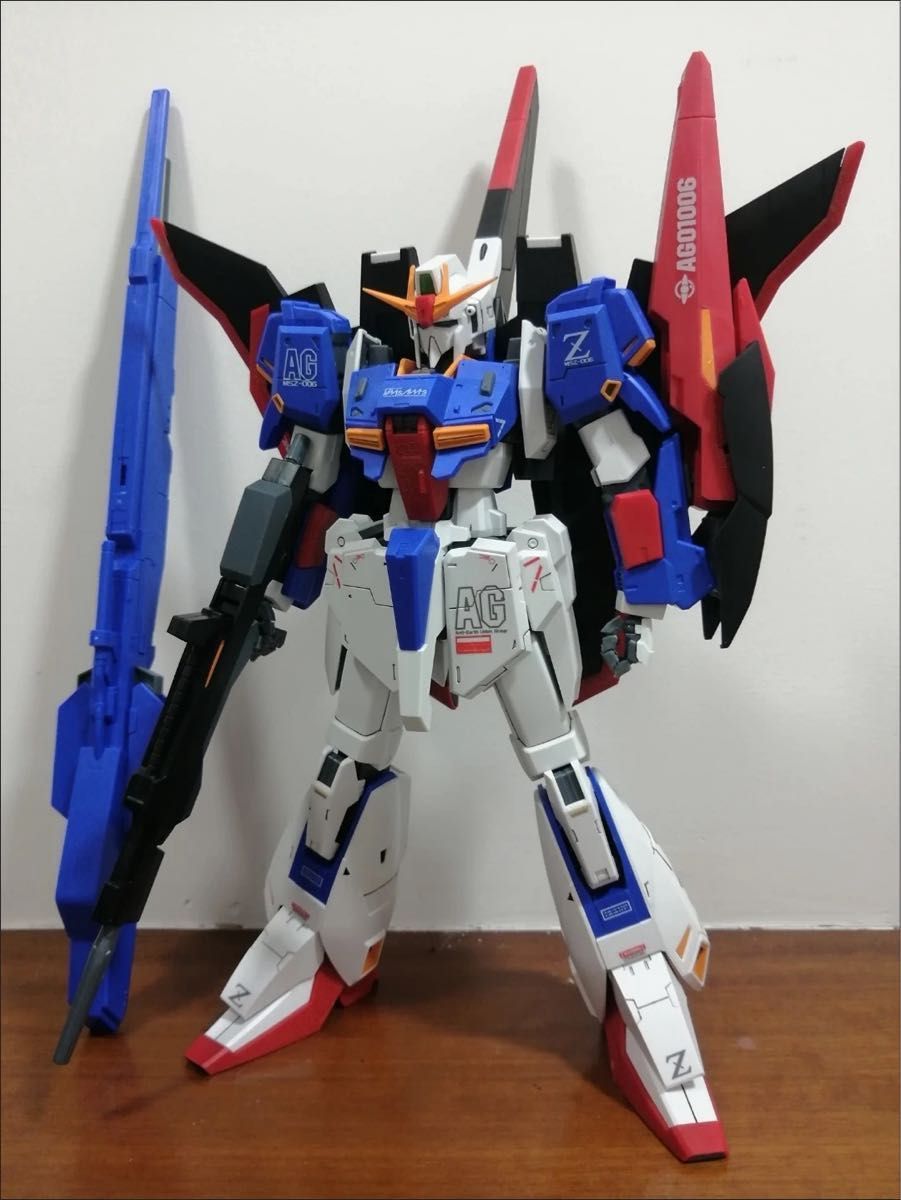 HGUC 1/72 MSZ-006 ゼータガンダム 水転写デカール付 海外製