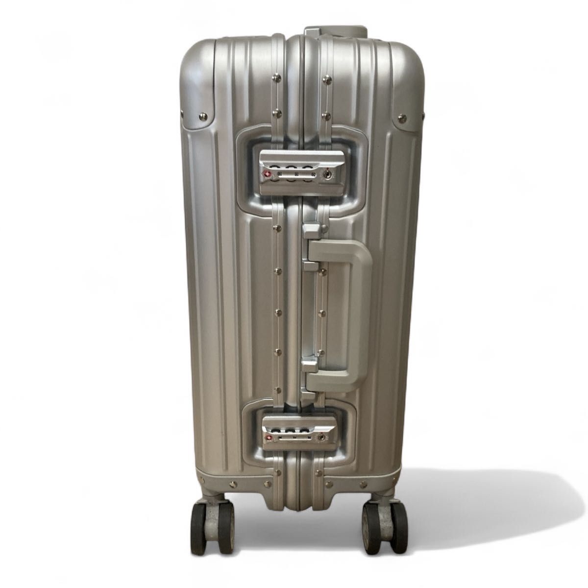 新品 メルセデスベンツ キャリーケース スーツケース 32L 機内持込 メルセデスベンツ Mercedes-Benz アルミ スーツケース 32L 機内
