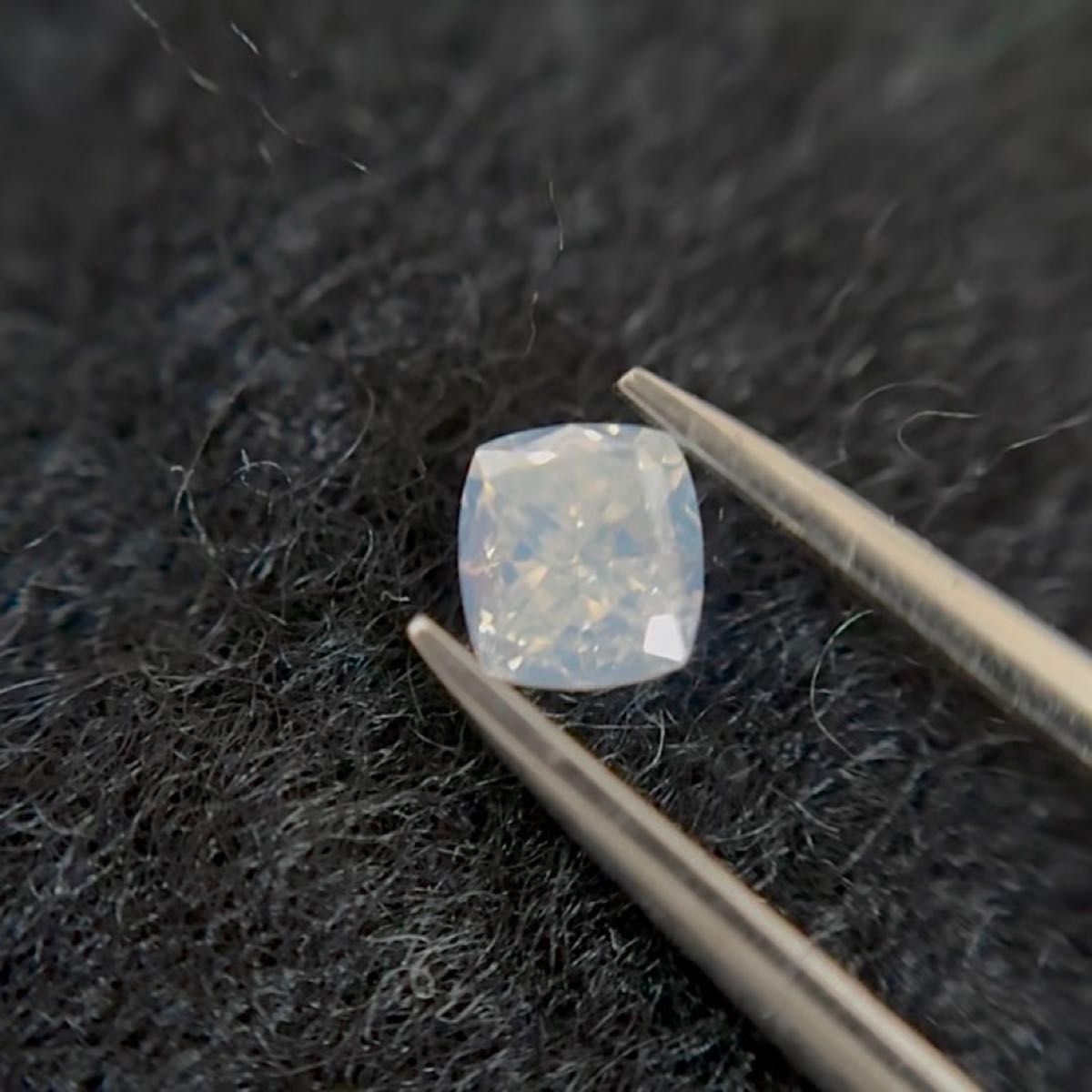 0.227ct 天然ファンシーホワイトダイヤモンドルース FANCY WHITE