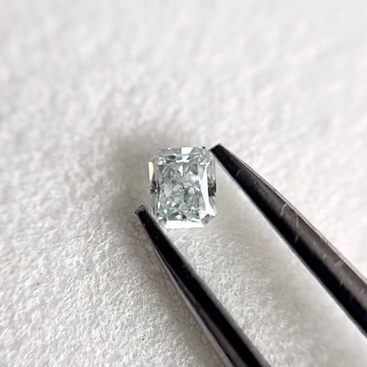 0.066ct VS-2 天然グリーンダイヤモンドルース LIGHT GREEN