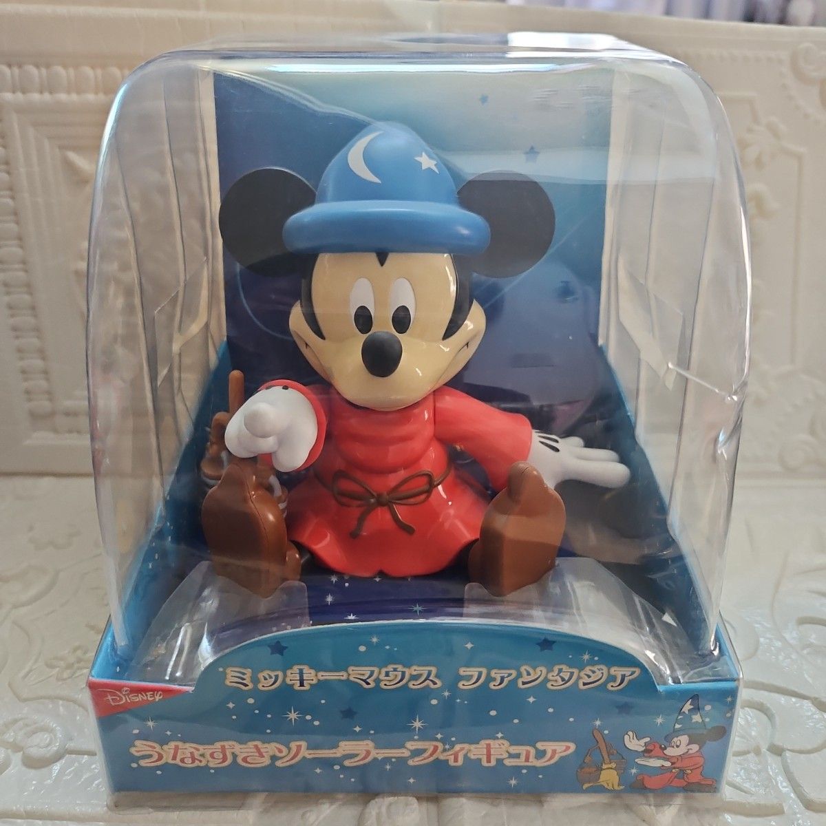 ミッキーマウス ファンタジア フィギュア 限定版 激レア 新品 未開封 ミッキーマウス うなずきソーラーフィギュア