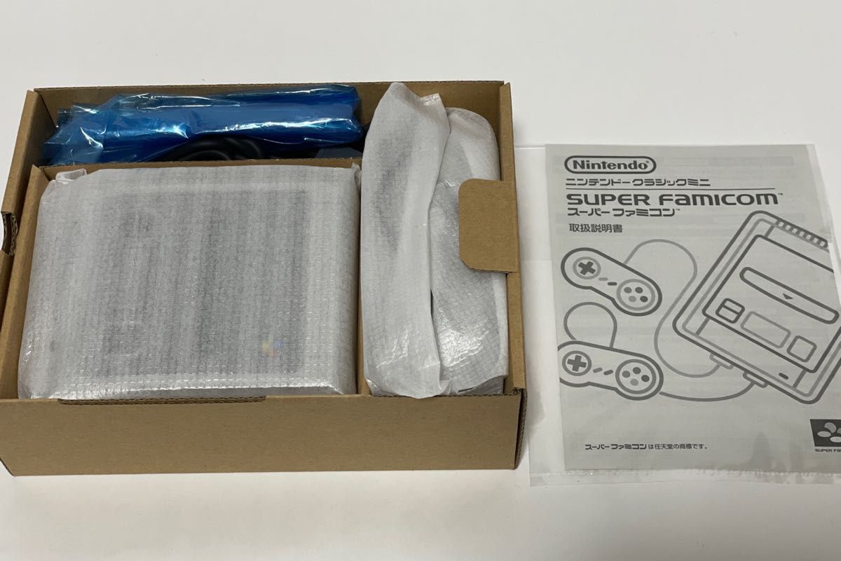 ニンテンドークラシックミニ スーパーファミコン 箱なしです ニンテンドークラシックミニ スーパーファミコン 箱なしです