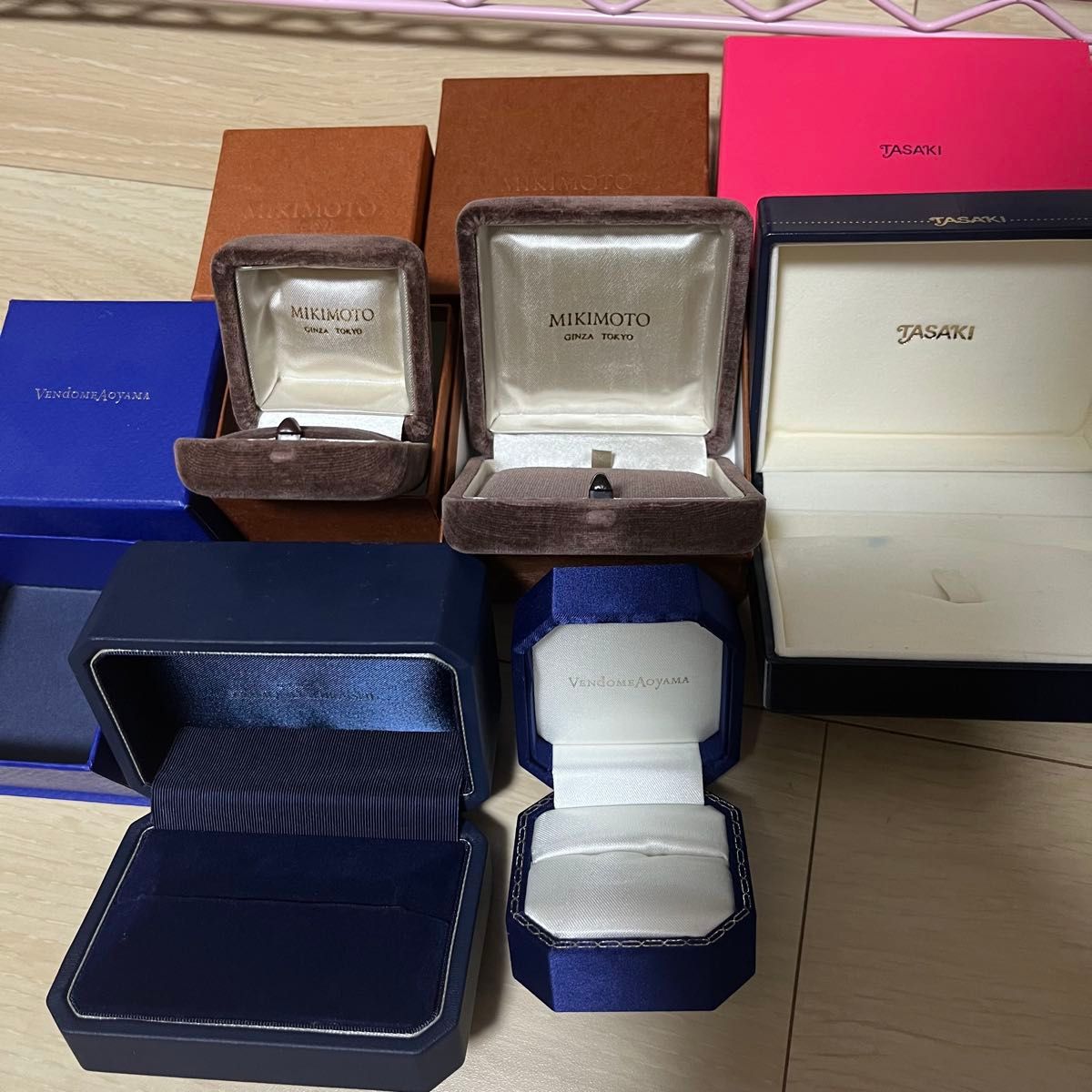 【MIKIMOTO】ミキモトネックレスケース、ピアスケースなどの空き箱まとめ売り ミキモトやタサキ等のジュエリーケース空箱20個前後|Yahoo