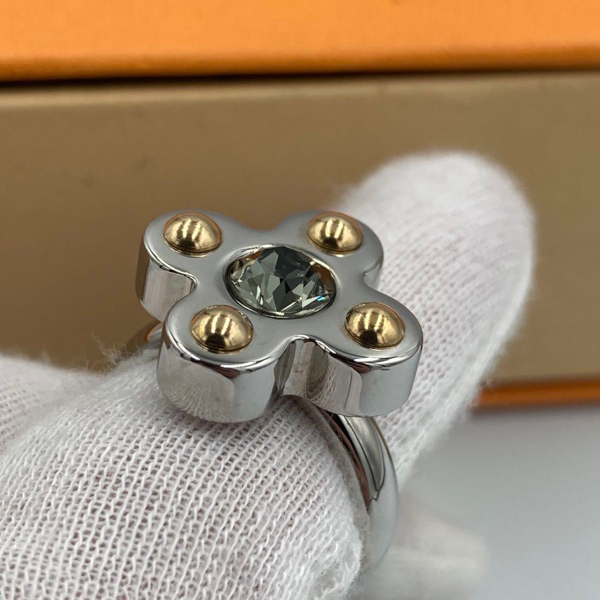 【輝くシルバーアクセサリー】ルイヴィトン リング・ルルグラム 新品同然 ルイヴィトン リング 指輪 アクセサリー シルバー