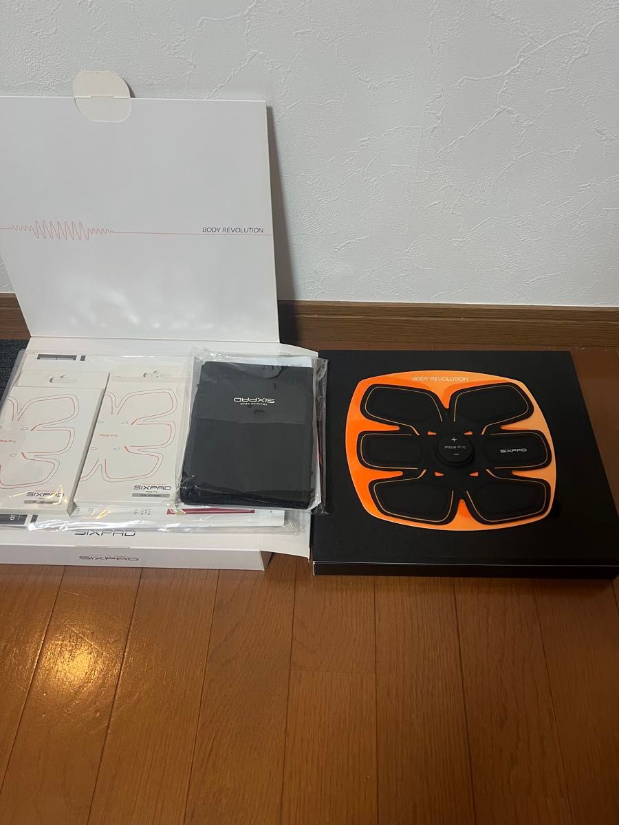 SIXPAD(シックスパッド) 脚 + 純正未開封ジェル2箱 SIXPAD シックスパッド 純正ジェルシート2箱|Yahoo!フリマ(旧
