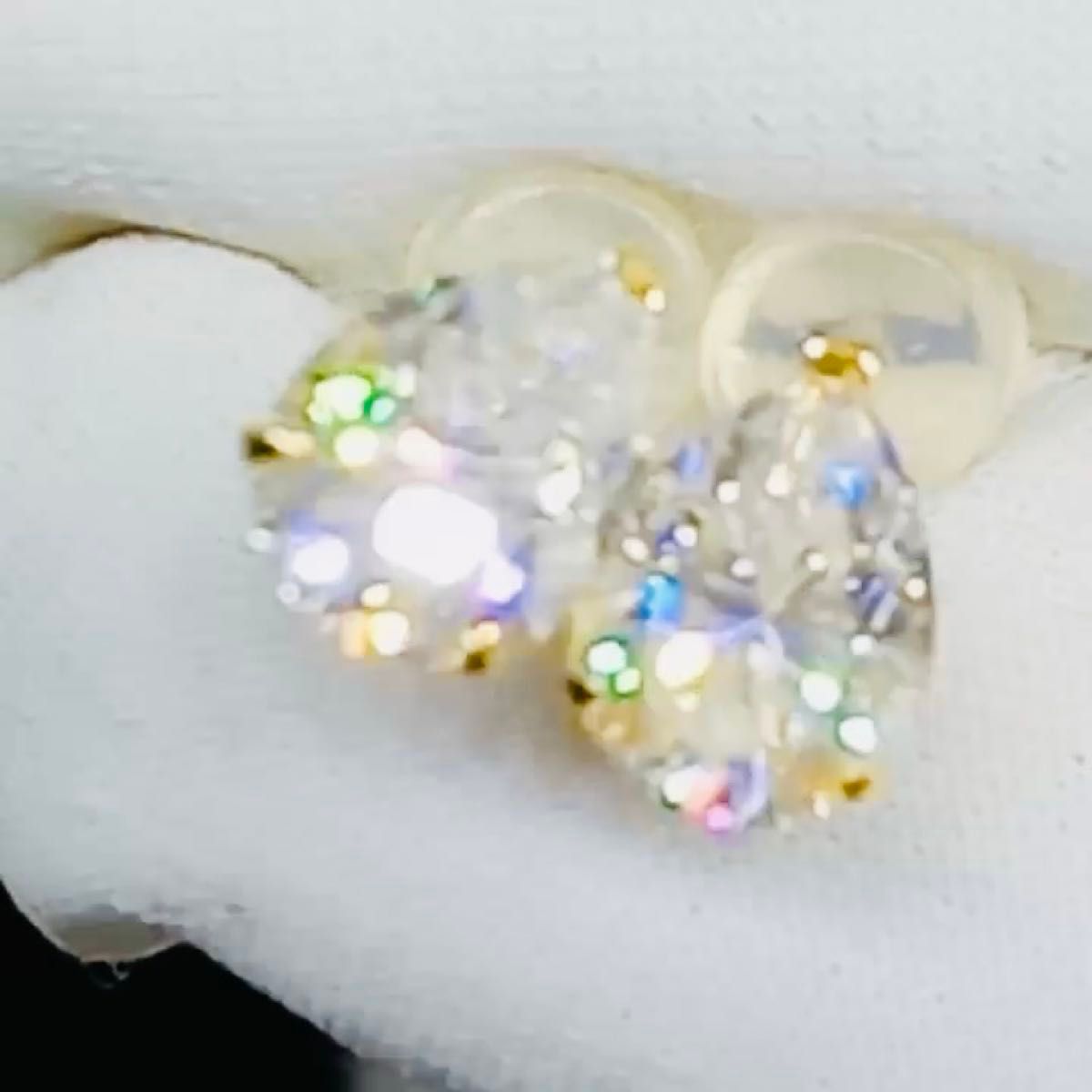 K18YG モアッサナイトダイヤモンドピアス ペアシェイプカット 新品未使用品 2.20ct