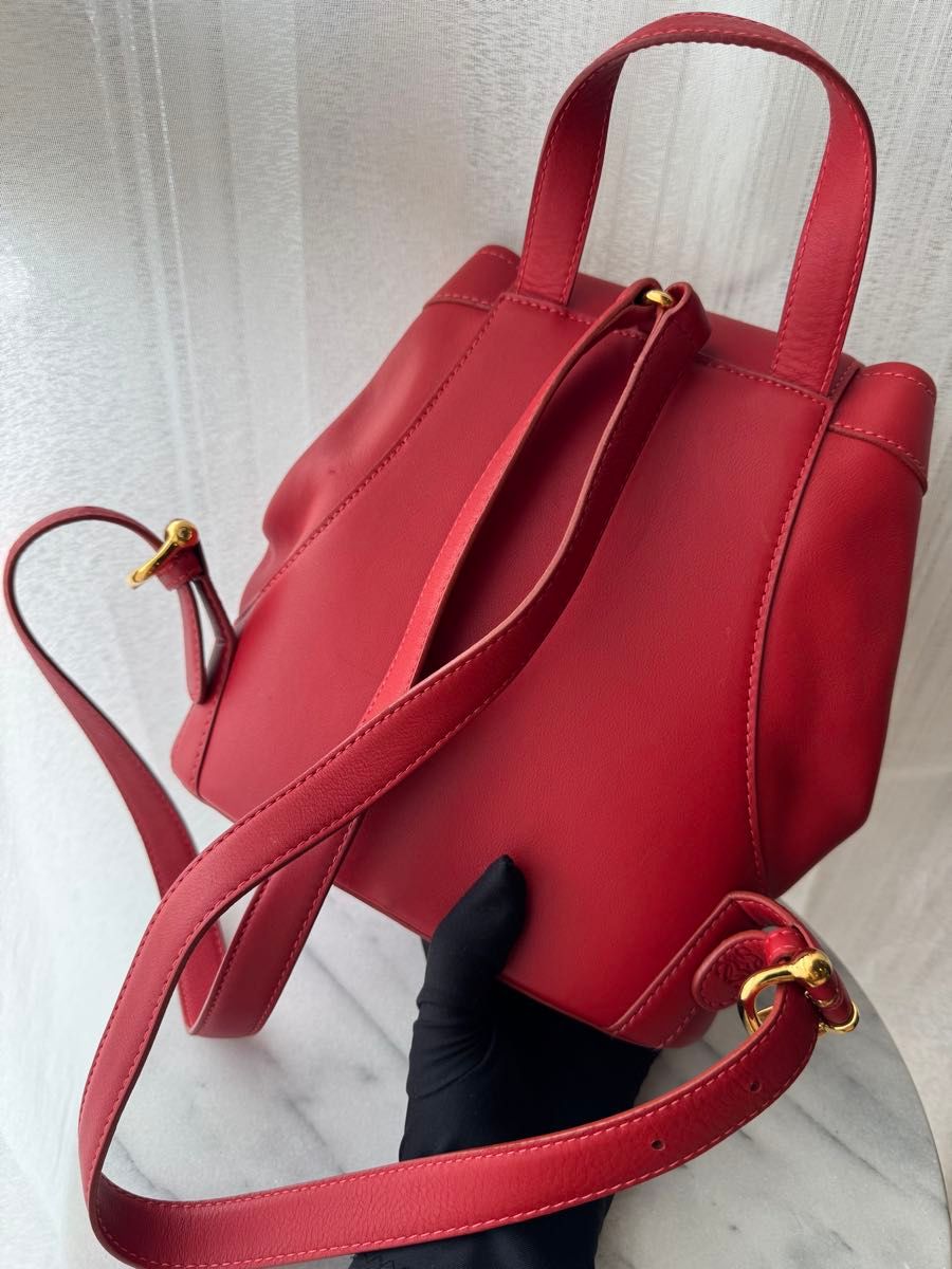 31日までのお値下げ 極美品LOEWE 赤 レザー リュック 極美品 LOEWE レッド レザー リュック ミニサイズ 正規品|Yahoo