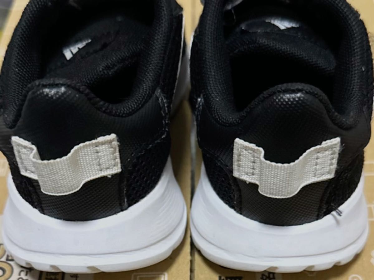 ★我が家のリサイクル屋さん②★adidas スニーカー 13.0cm※未使用の雑貨5品目とお菓子、花火付き!