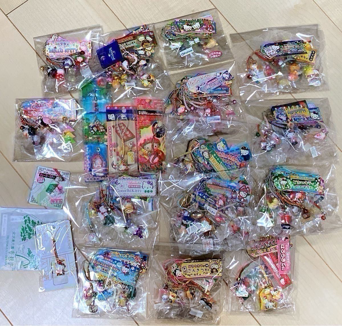 激レア♡ハローキティ♡激レア♡ドクターイエロー根付け 激レア♡ハローキティ♡激レア♡ドクターイエロー根付け ハロー