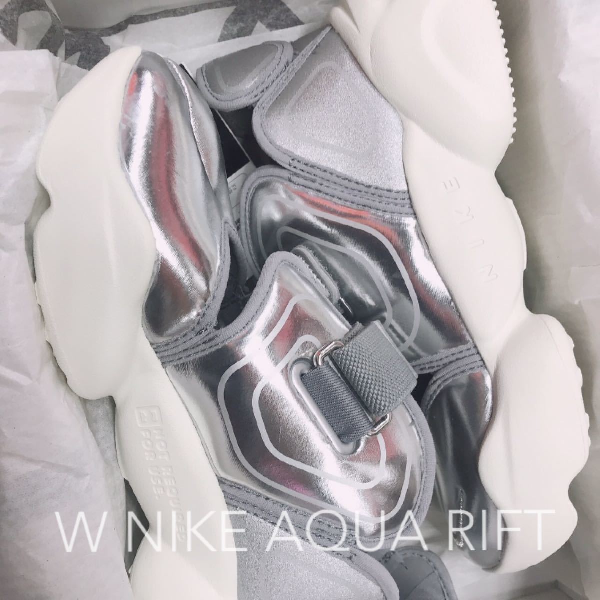 Paypayフリマ W Nike Aqua Rift ナイキ アクアリフト シルバー