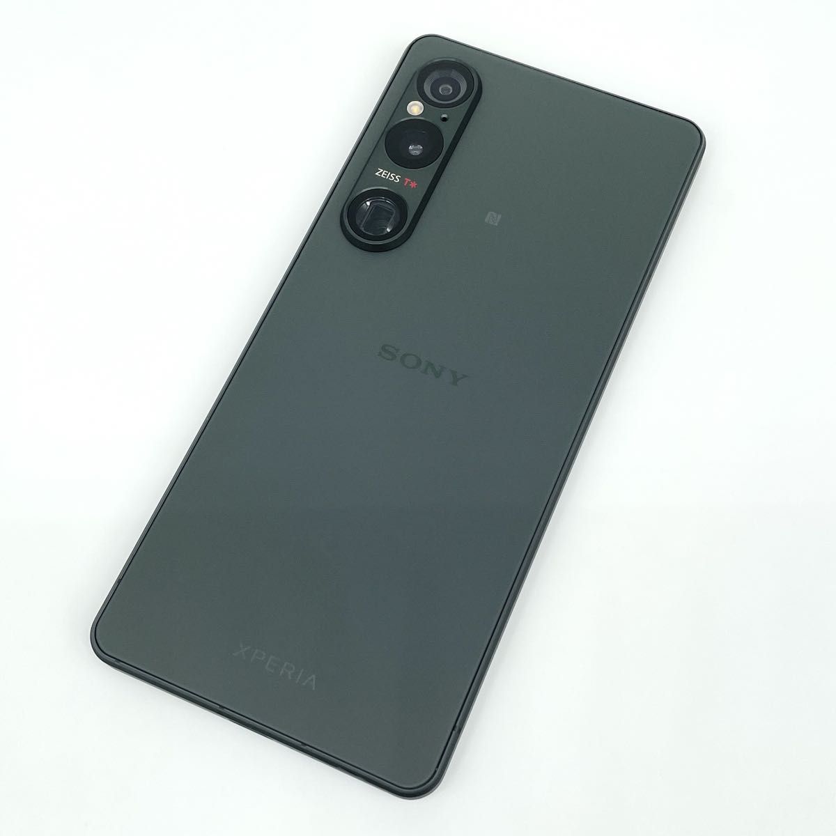 即配【美品】SIMフリー Xperia 1 Ⅵ 256GB XQ-EC44 即配【美品】SIMフリー Xperia 1 Ⅵ 256GB XQ-EC44 カーキ