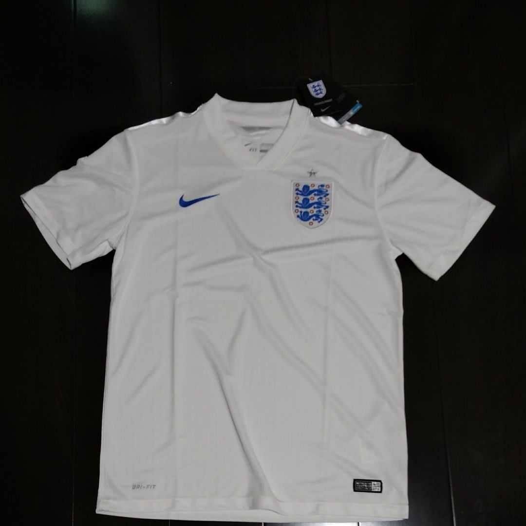 Paypayフリマ 新品未使用 Nikeイングランド代表サッカーユニホーム シンプルデザイン