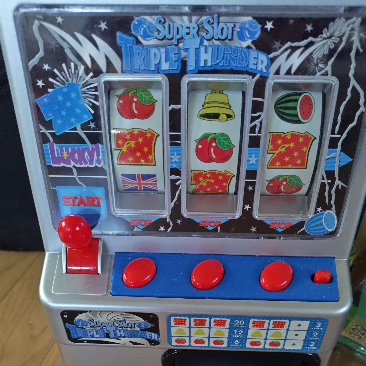 秘宝伝 スロットマシン Super Slot TRIPLE THUNDER スロットマシン おもちゃ|Yahoo