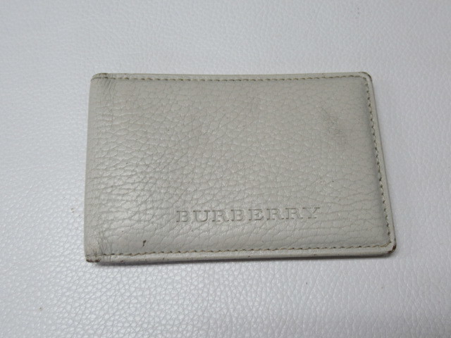 即決 正規品 バーバリー BURBERRY 二つ折り パスケース カードケース 定期入れ カード入れ ホワイト 白_画像1