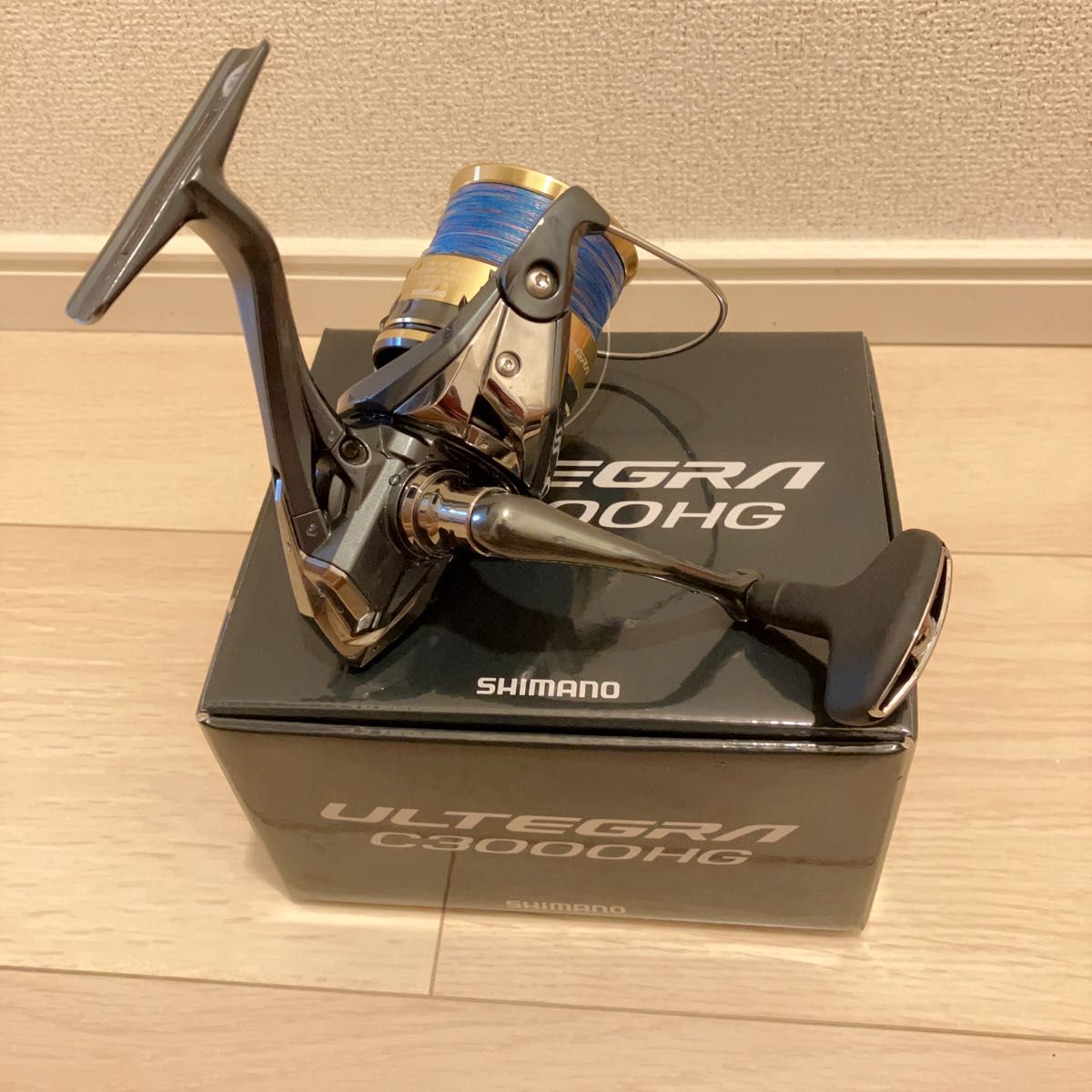 25 アルテグラ c3000HG 未使用! シマノ アルテグラ 25 SHIMANO C3000HG リール 未使用に近いです