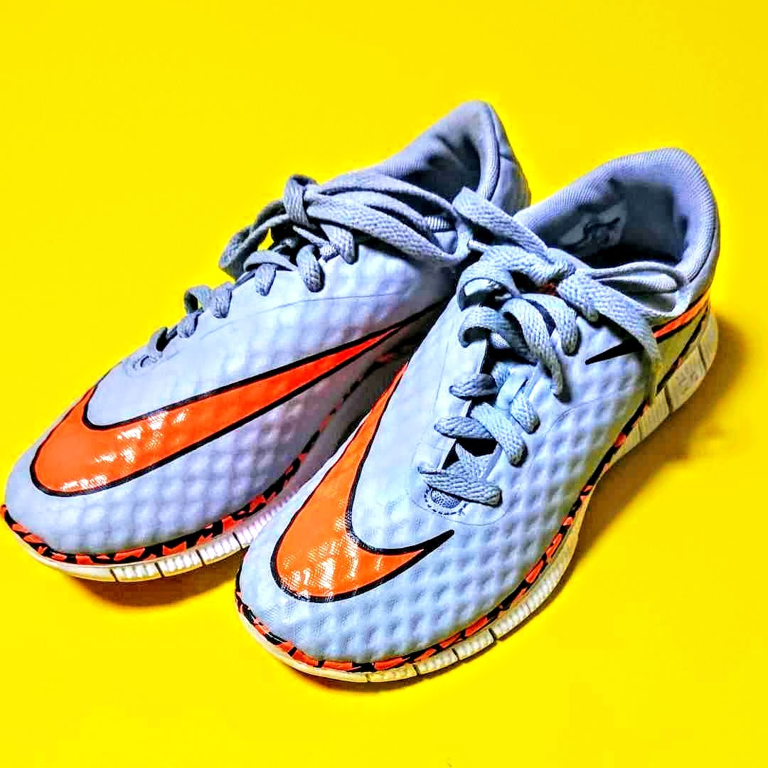 ヤフオク Nike Free 5 0 Hypervenom サッカーランニングシ