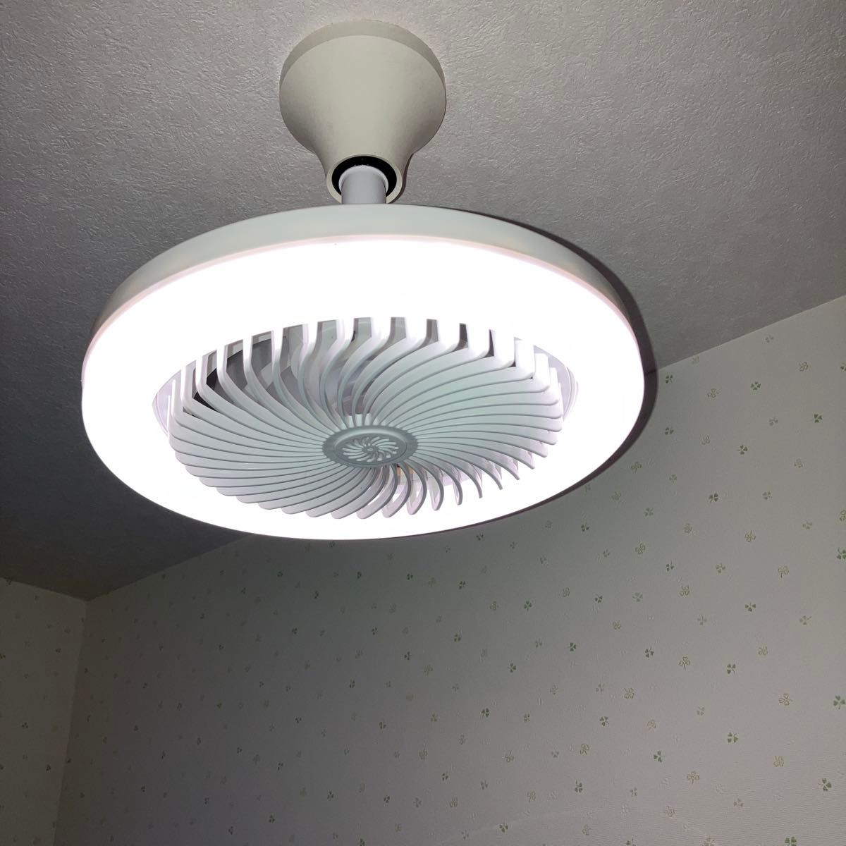 シーリングファンライト 2色 LEDライト ファン 2台 調光調色 LED シーリングファンライト