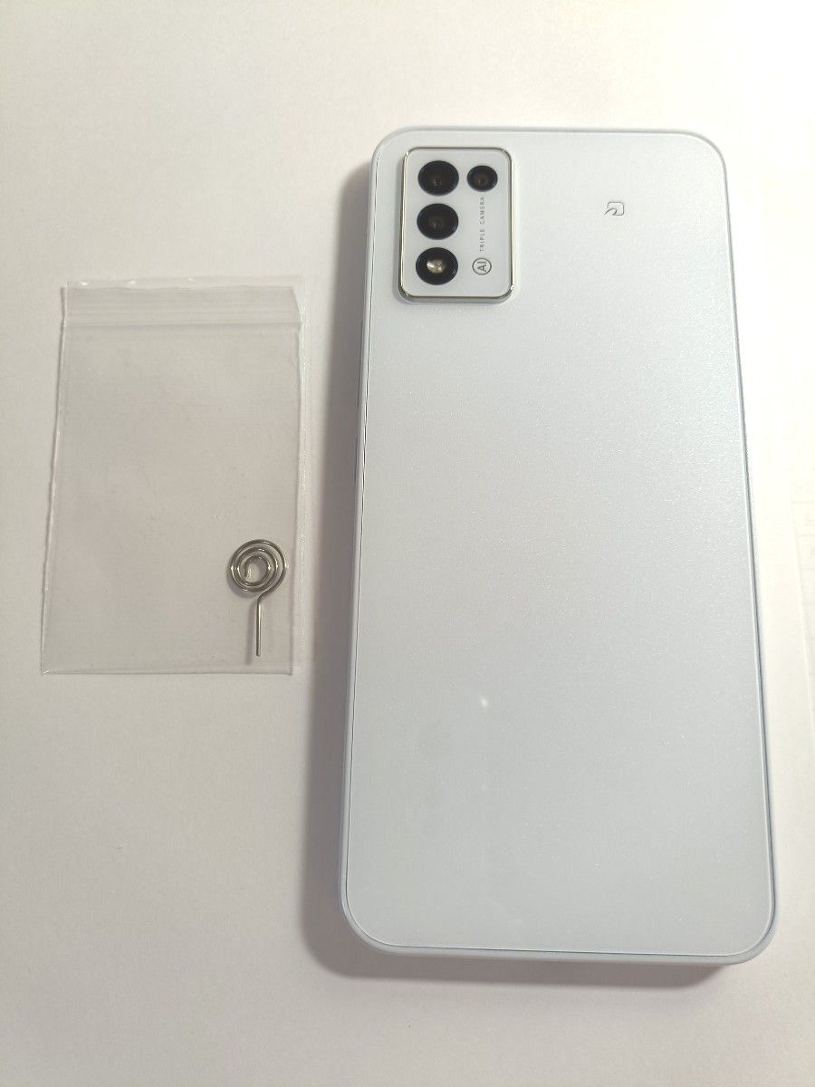 Libero 5G III ホワイト本体のみ Libero 5G III Y!mobile 本体 ホワイト Libero 5G III|価格比較