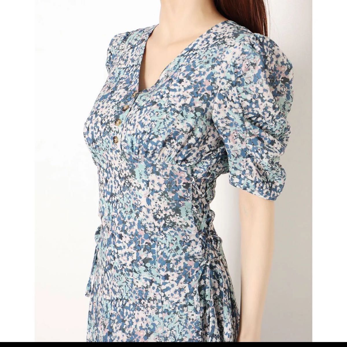 マイストラーダ Mystrada 小花柄サイドレースアップワンピース