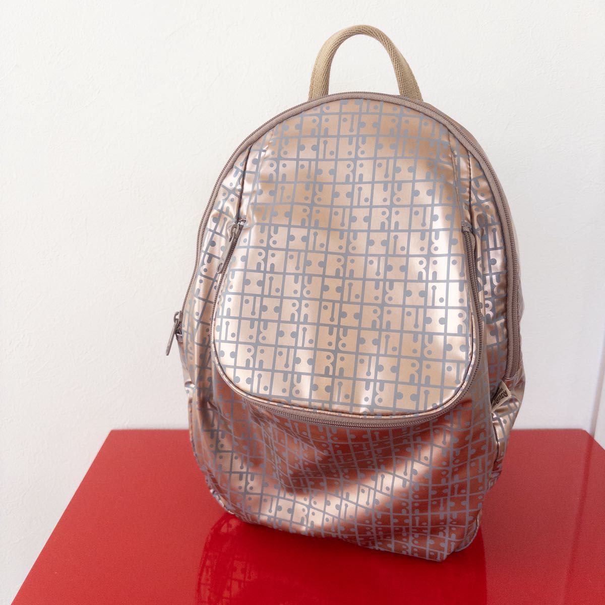 【美品】YAMATOYA RaviRavi リュック ピンクゴールド 美品】 ヤマトヤ ラビラビ リュック ピンクゴールド RaviRavi
