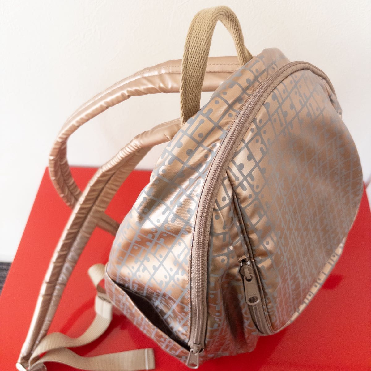 【美品】YAMATOYA RaviRavi リュック ピンクゴールド 美品】 ヤマトヤ ラビラビ リュック ピンクゴールド RaviRavi