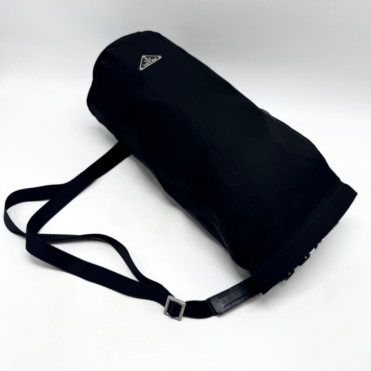 PRADA プラダ ナイロン クロスボディバッグ 極上美品・使用感少ない】PRADA プラダ ボンサック ボディバッグ