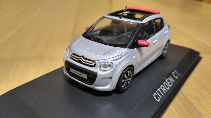 即決　ノレブ　CITROEN　C1　シトロエン　Airscape　2014　キャンバストップ　グレイ　レッド　　1/43　絶版　レア