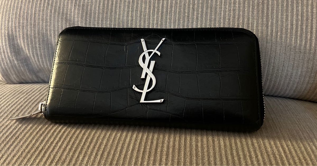 【送料関税込】SAINT LAURENT Insert ラウンドファスナー長財布 正規品 YVES SAINT LAURENT YSLラウンドファスナー 長財布 型