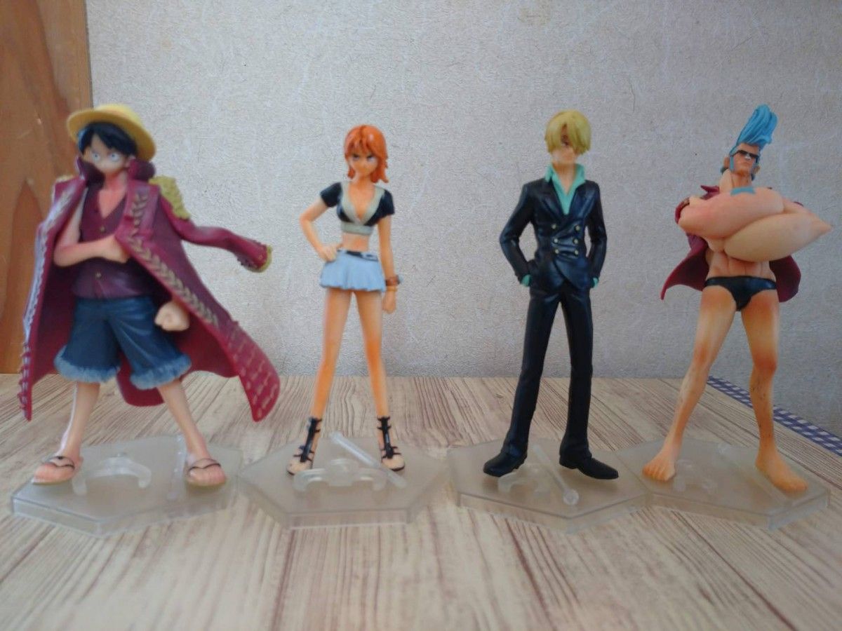 ワンピース フィギュアセット 4体 ワンピース フィギュア 4体セット|Yahoo!フリマ(旧PayPayフリマ)