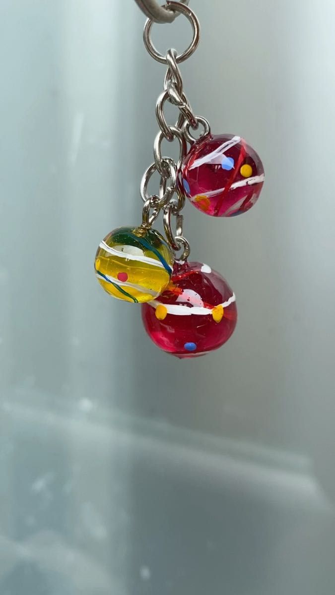 【即日発送】【ラスト1点】レジン キーホルダー 水風船 ヨーヨー レジンアクセサリー ハンドメイド 手作り