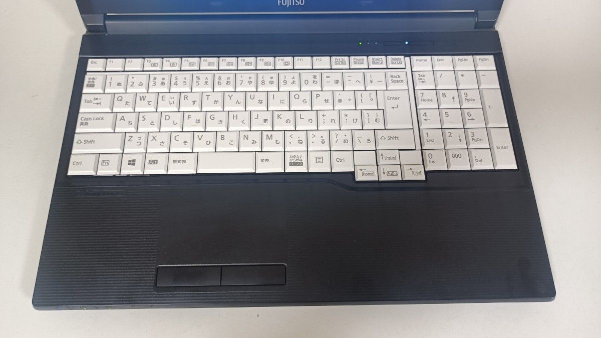 ノートパソコンFUJITSU第六世代Core i5 SSD128G メモリ8G ノートパソコンFUJITSU 第六世代intel SSD128G メモリ8G